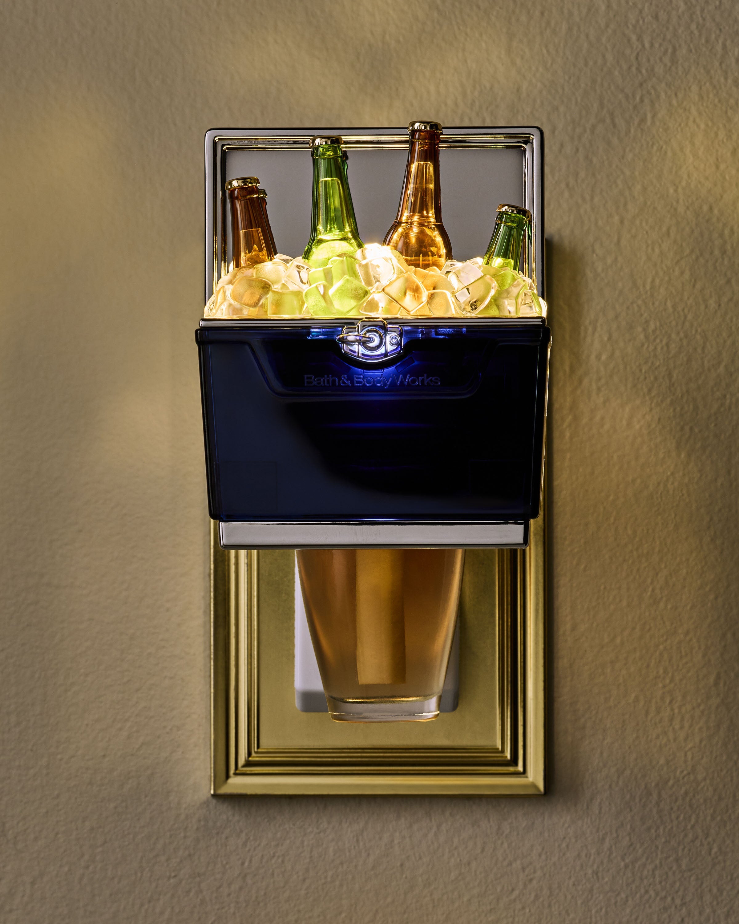 Tailgate Cooler Scent Control &trade; Nightlight Wallflowers Fragrance Plug
